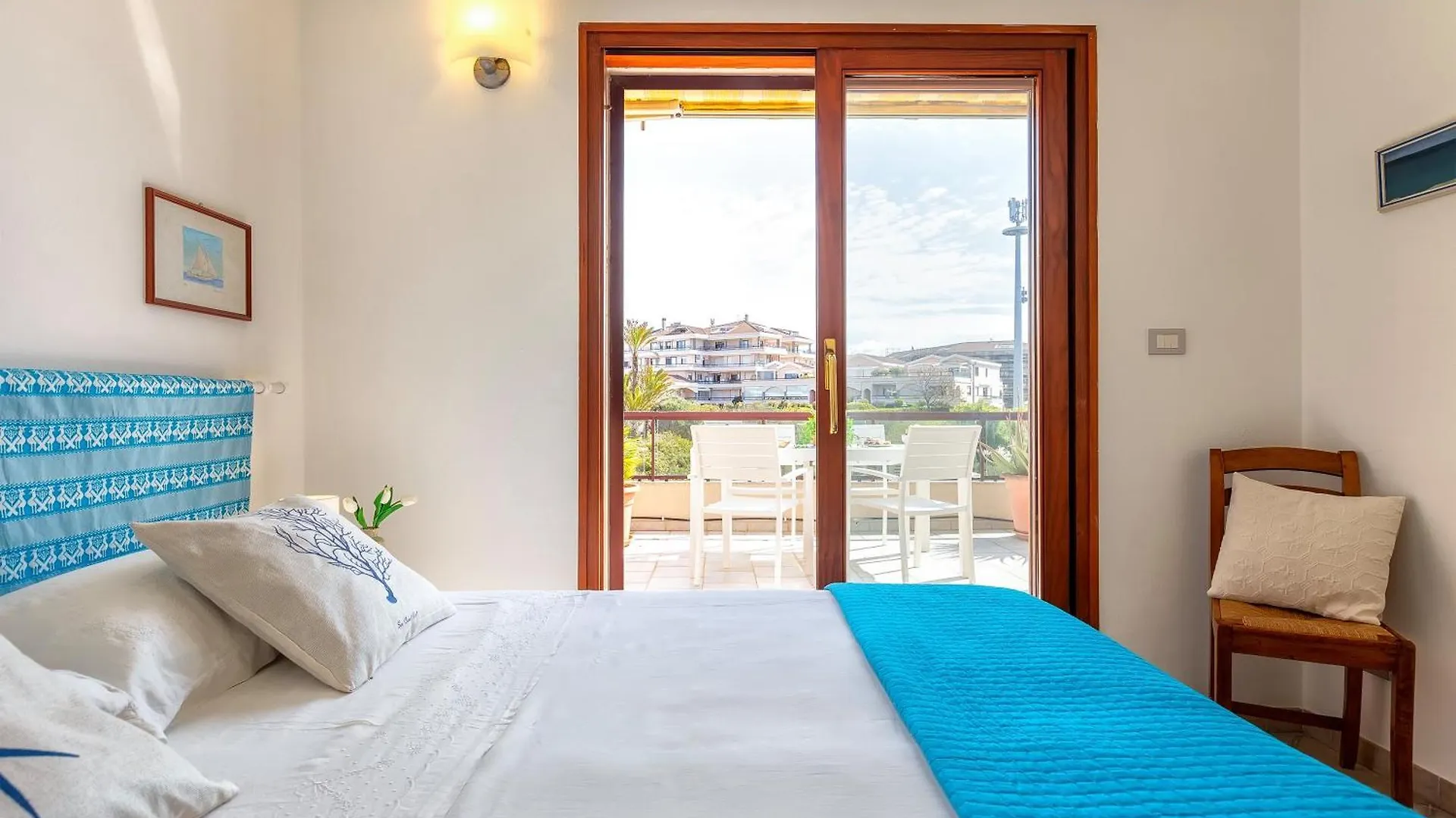 Clicksardegna Attic Vittoria With Terrace Facing The Sea And Parking Space Alghero