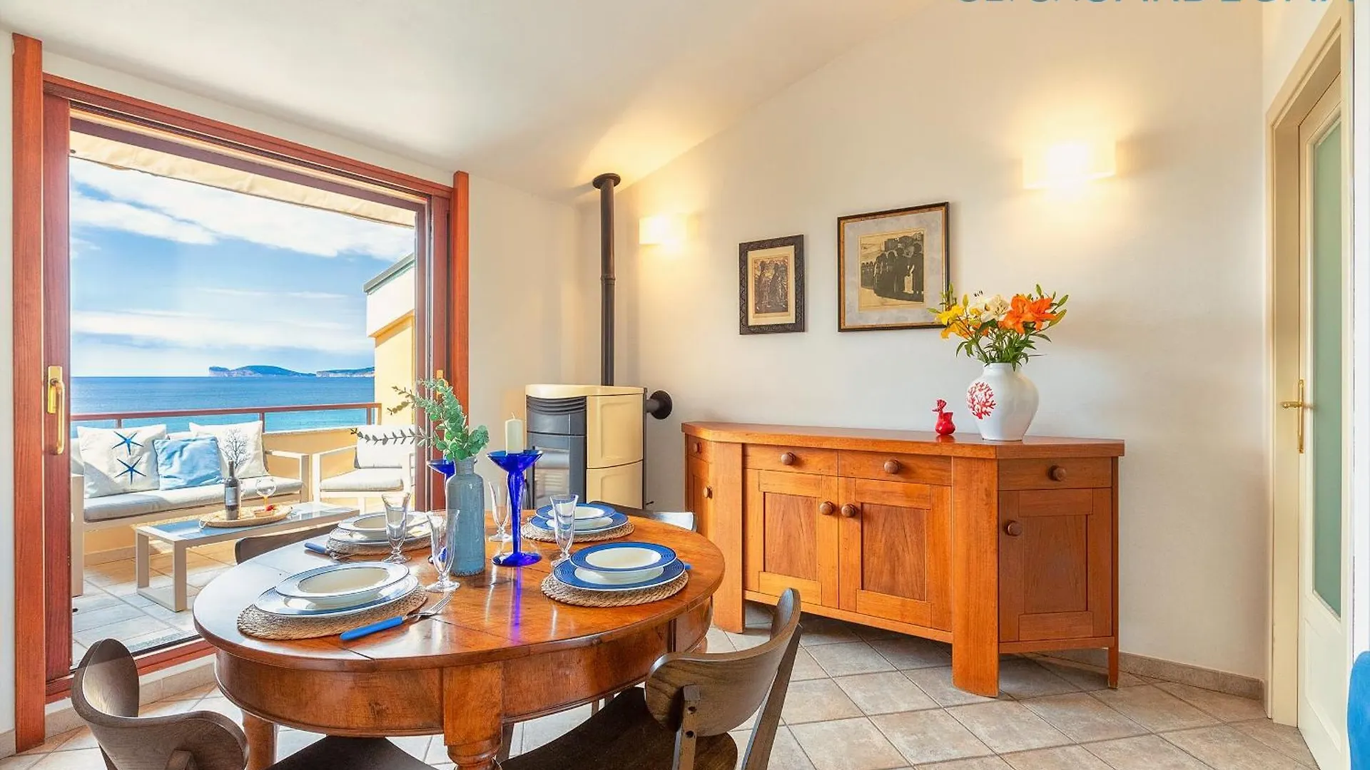 Lägenhet Clicksardegna Attic Vittoria With Terrace Facing The Sea And Parking Space Alghero Italien