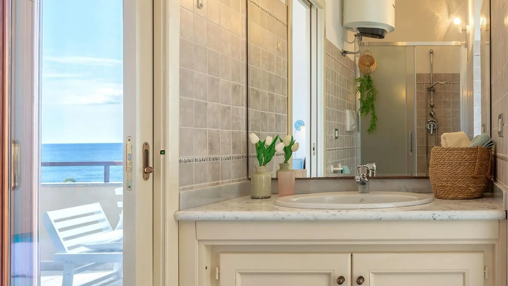 Clicksardegna Attic Vittoria With Terrace Facing The Sea And Parking Space Alghero