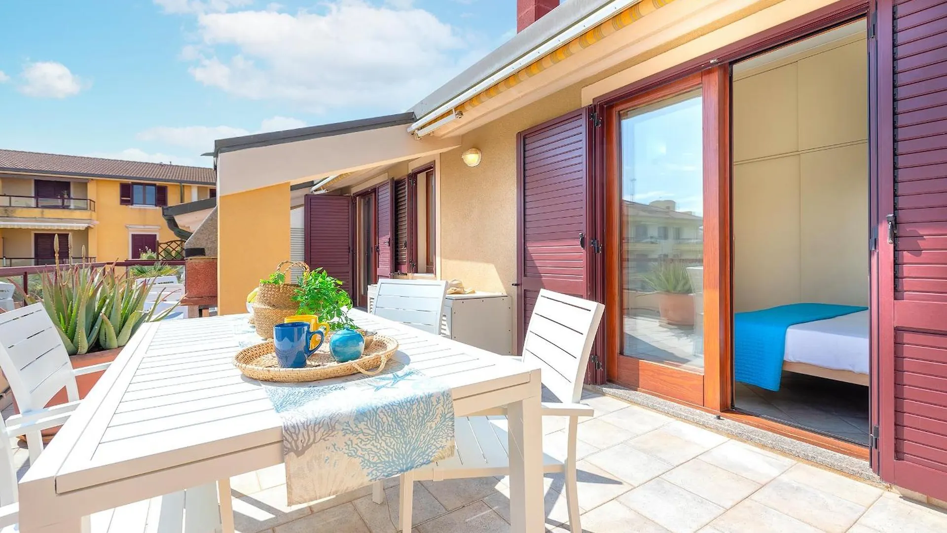 Clicksardegna Attic Vittoria With Terrace Facing The Sea And Parking Space Alghero